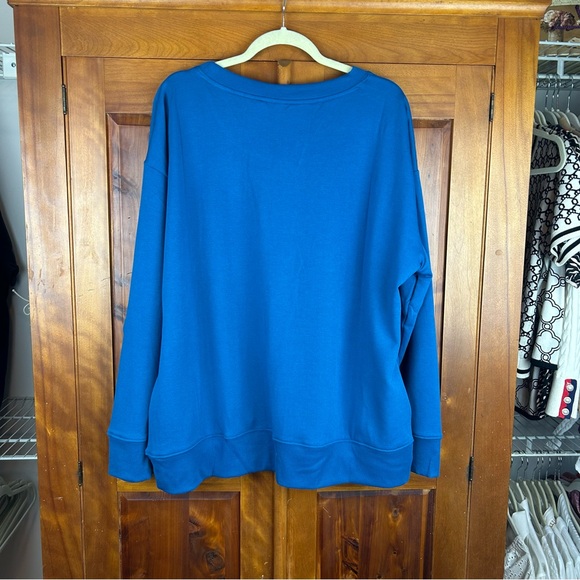 NEW - Danskin Blue Cozy Soft Comfy Crewneck Sweatshirt with Split Hem & Pockets - Picture 9 of 15